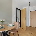 Meissnera Bright In With Parking By Renters * بوزنان
