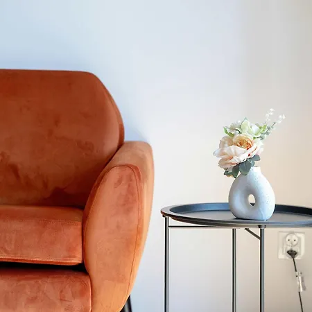 Meissnera Bright In With Parking By Renters Poznan