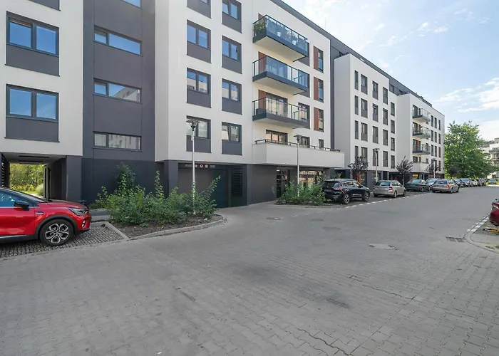 Meissnera Bright In With Parking By Renters